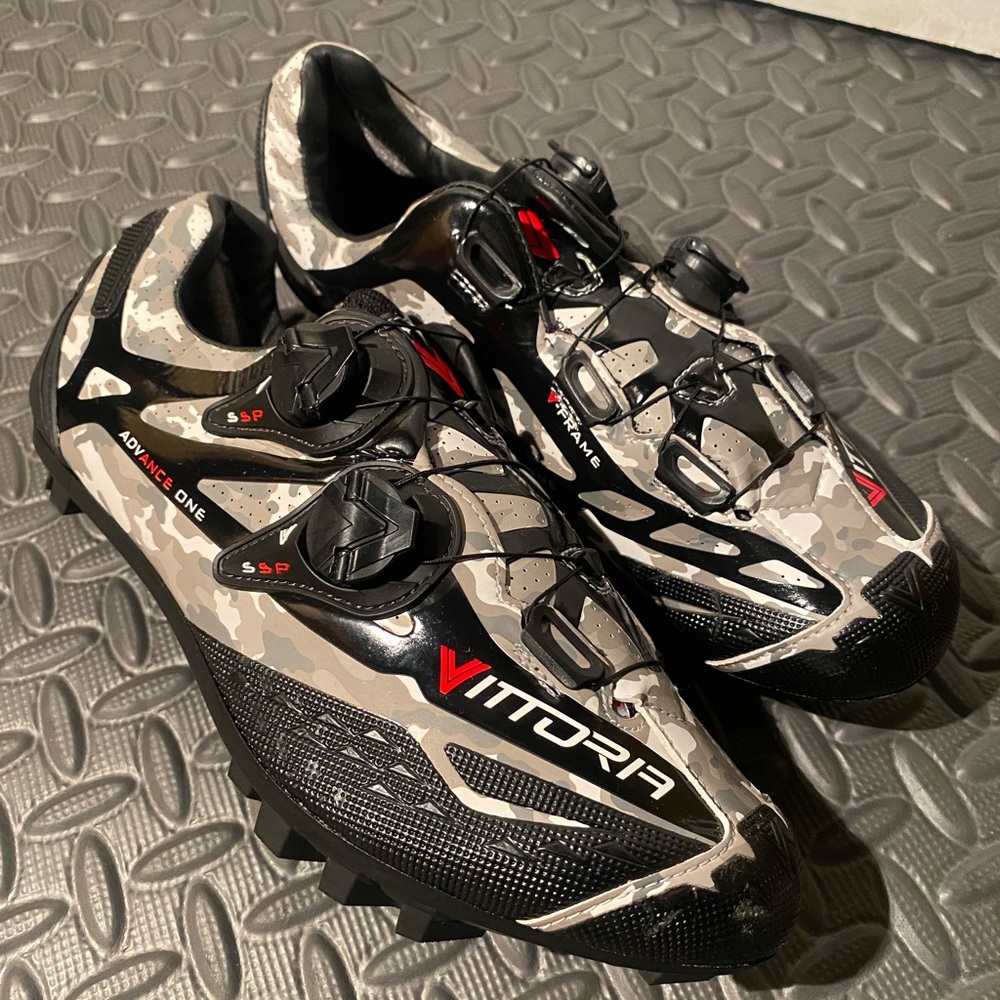 Vittoria Ikon MTB Camo Grey Cycling shoes size 7 US / 40 EU